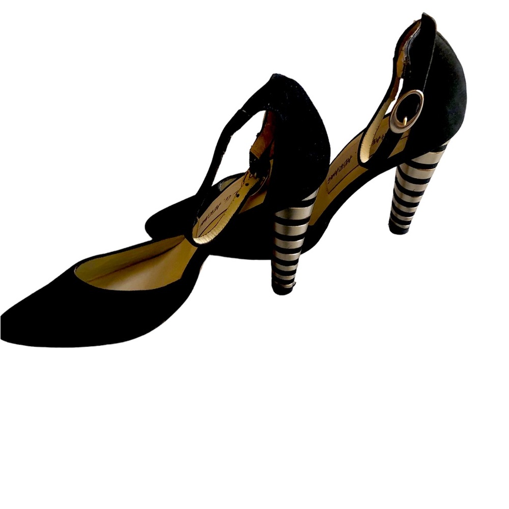 Michael G. Abrams Black Suede Gold Strip 4 inch Heels. Ankle Straps. Size 8.5